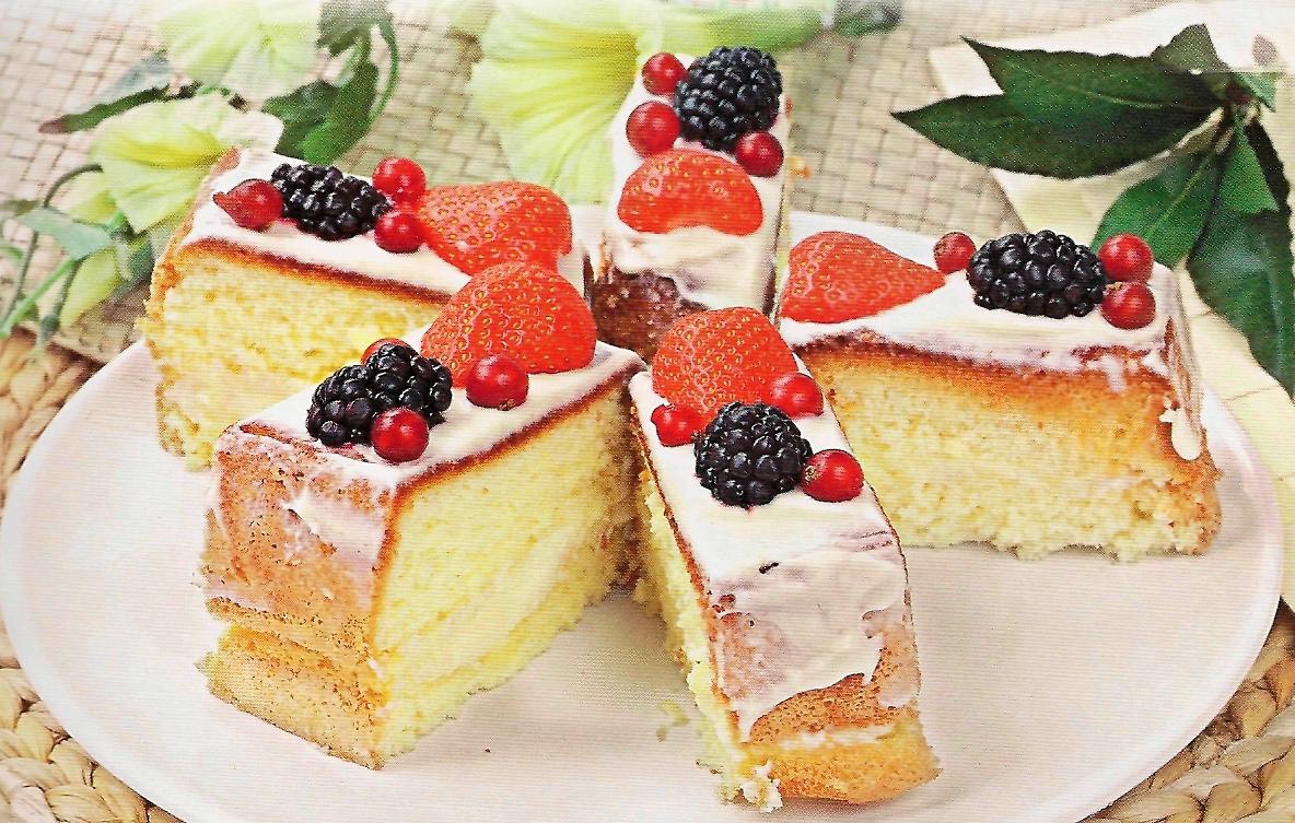 бисквитные пирожные, пирожные рецепты с фото, простые пирожные